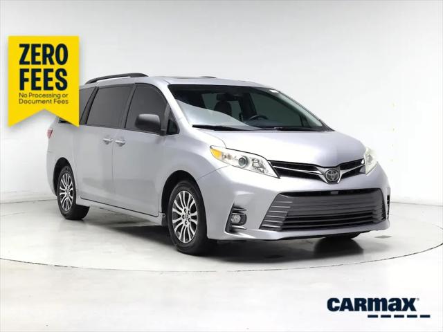 2019 Toyota Sienna XLE 8 Passenger for sale in Doral, FL