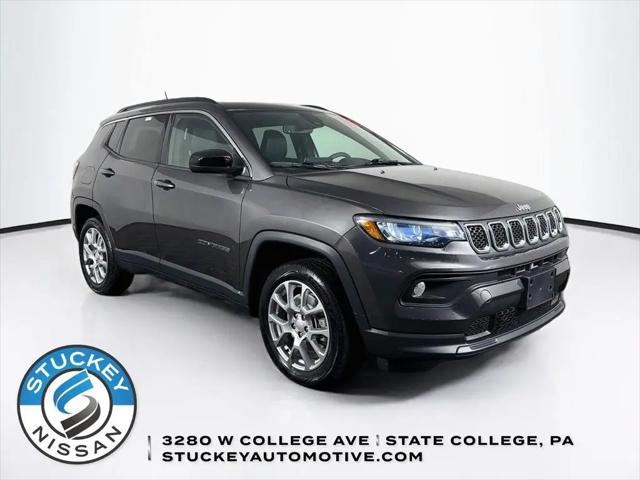 2023 Jeep Compass Latitude Lux FWD for sale in State College, PA