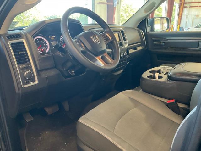 2024 Ram 1500 Classic SLT Quad Cab 4x2 64 Box