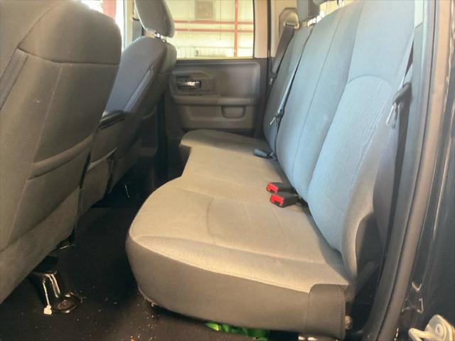 2024 Ram 1500 Classic SLT Quad Cab 4x2 64 Box