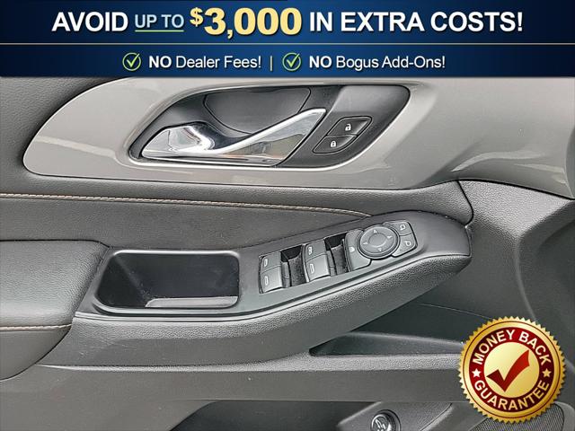 Used 2020 Chevrolet Traverse FWD LT Cloth For Sale in Muscle Shoals, AL