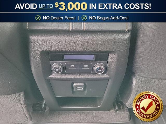 Used 2020 Chevrolet Traverse FWD LT Cloth For Sale in Muscle Shoals, AL