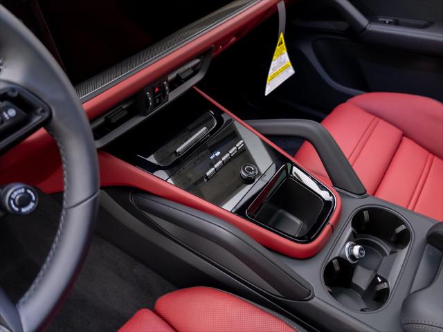 2026 Porsche Cayenne GTS