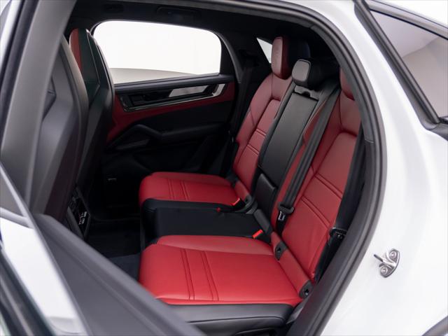 2026 Porsche Cayenne GTS