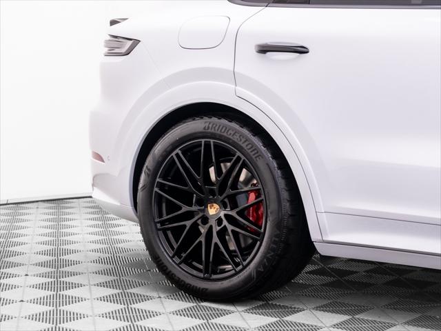 2026 Porsche Cayenne GTS