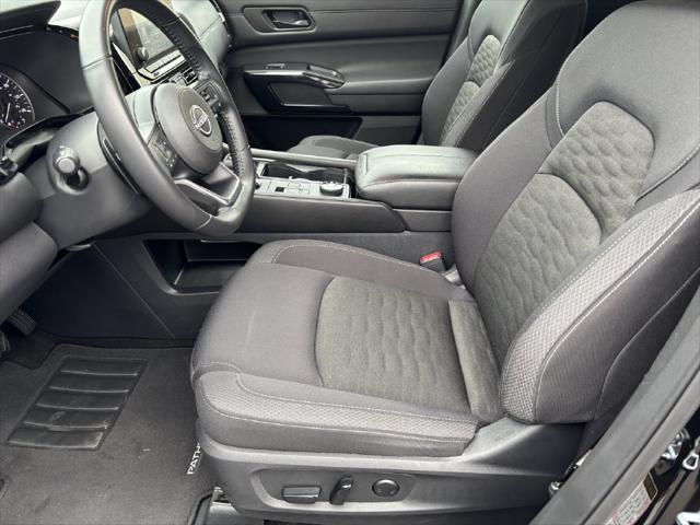 Used 2025 Nissan Pathfinder SV 4WD For Sale in Bellingham, WA