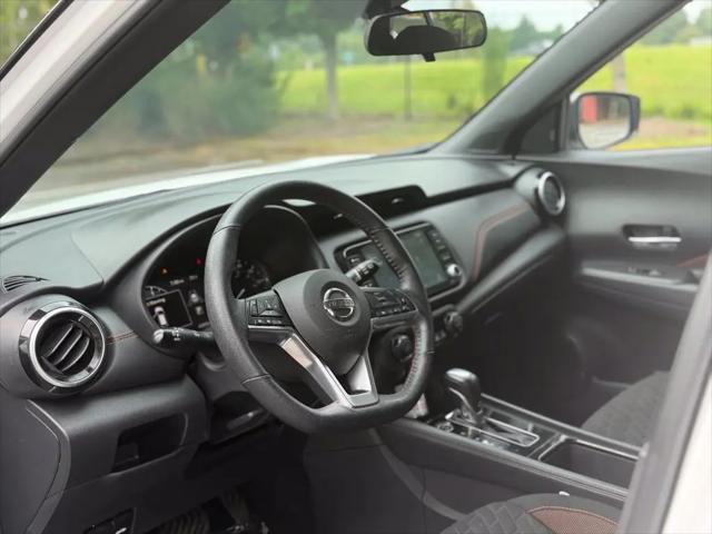 2021 Nissan Kicks SR Xtronic CVT
