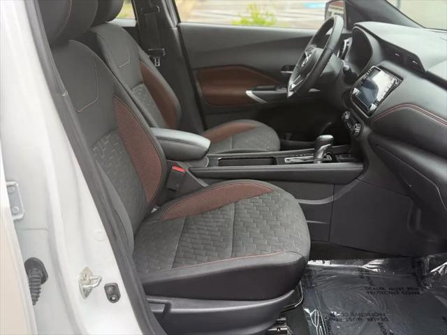 2021 Nissan Kicks SR Xtronic CVT
