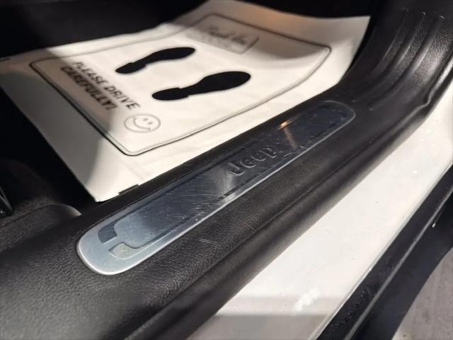 2020 Jeep Cherokee Limited FWD