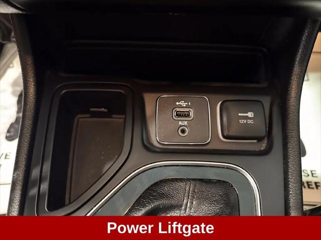 2020 Jeep Cherokee Limited FWD