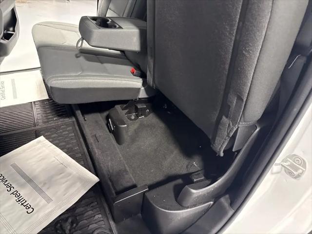 2022 Ram 1500 Big Horn Crew Cab 4x4 57 Box