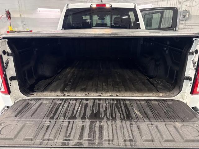2022 Ram 1500 Big Horn Crew Cab 4x4 57 Box