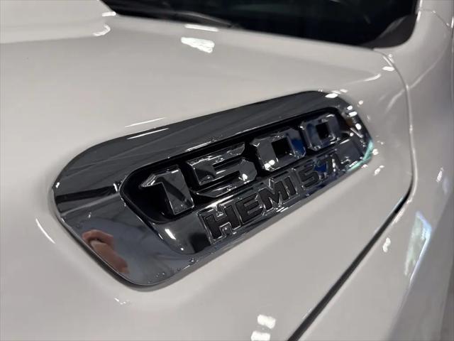 2022 Ram 1500 Big Horn Crew Cab 4x4 57 Box