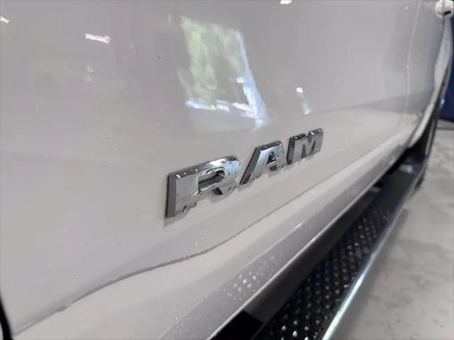 2022 Ram 1500 Big Horn Crew Cab 4x4 57 Box