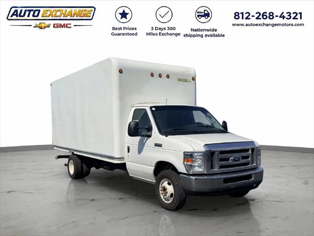 2023 Ford E-450 Cutaway Base for sale in Sullivan, IN
