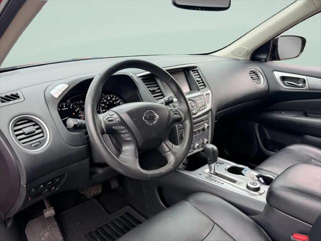 2017 Nissan Pathfinder SL