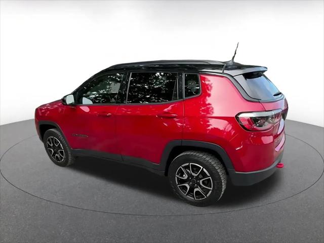2025 Jeep Compass Trailhawk 4x4