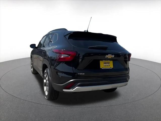 2025 Chevrolet Trax FWD LT