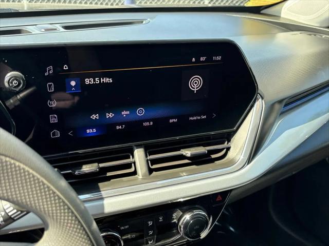 2025 Chevrolet Trax FWD LT
