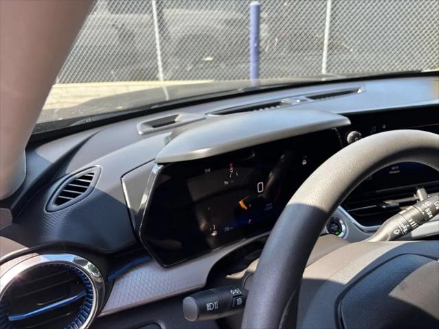2025 Chevrolet Trax FWD LT