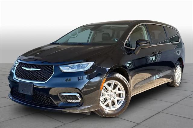 2023 Chrysler Pacifica Touring L for sale in Panama City, FL