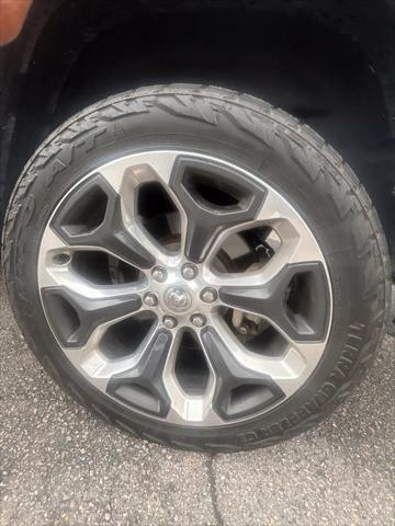 2021 Ram 1500 Limited Crew Cab 4x4 57 Box