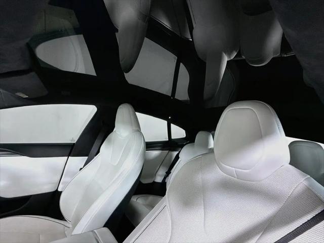 2022 Tesla Model S Plaid Tri Motor All-Wheel Drive