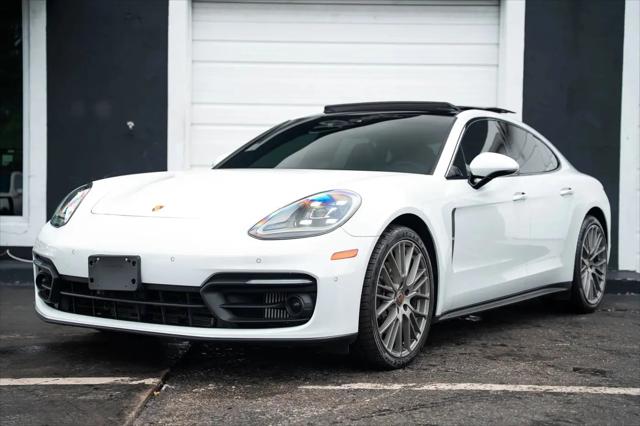 2023 Porsche Panamera 4 Platinum Edition