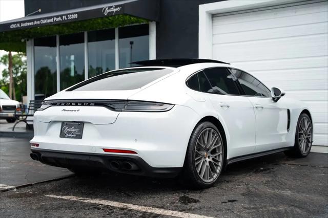 2023 Porsche Panamera 4 Platinum Edition