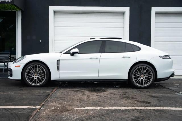 2023 Porsche Panamera 4 Platinum Edition