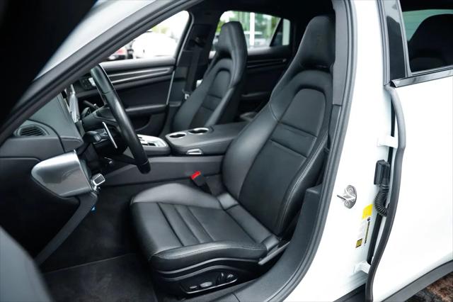 2023 Porsche Panamera 4 Platinum Edition