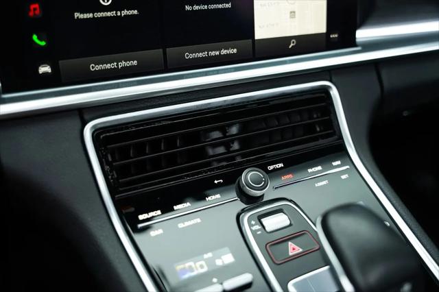 2023 Porsche Panamera 4 Platinum Edition