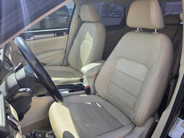2014 Volkswagen Passat 1.8T Wolfsburg Edition