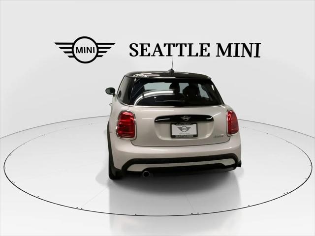 2023 MINI Hardtop Cooper