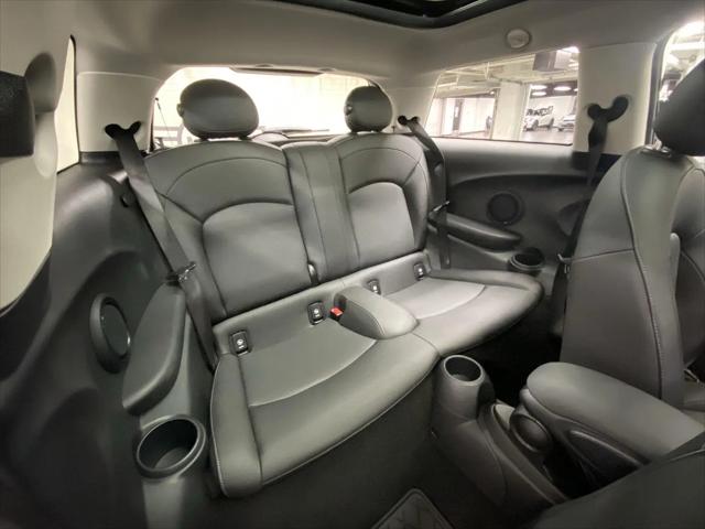 2023 MINI Hardtop Cooper