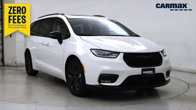 2025 Chrysler Pacifica Limited for sale in South Portland, ME