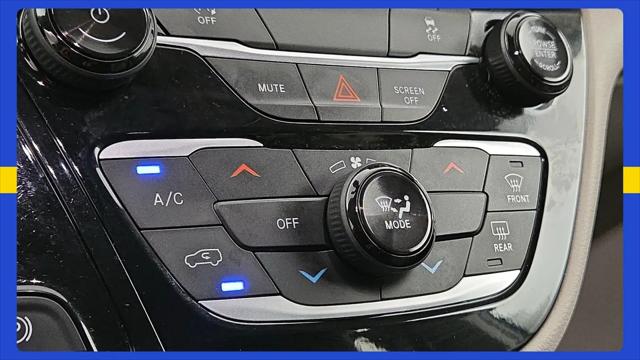 2020 Chrysler Voyager LXI