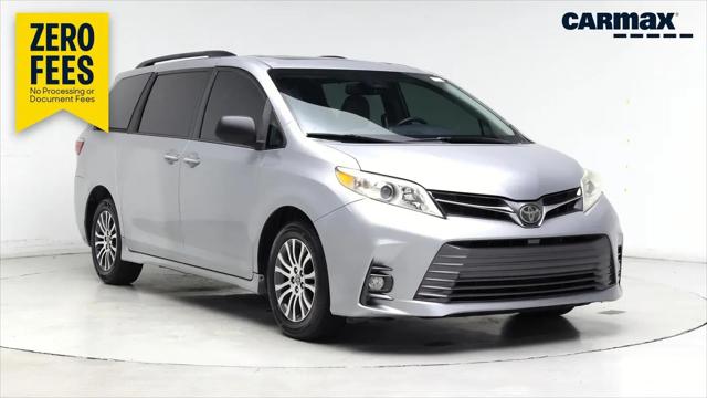 2019 Toyota Sienna XLE 8 Passenger for sale in Doral, FL