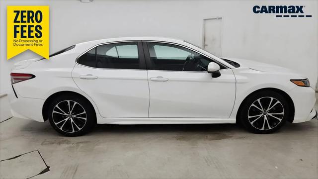2018 Toyota Camry SE for sale in Louisville, KY