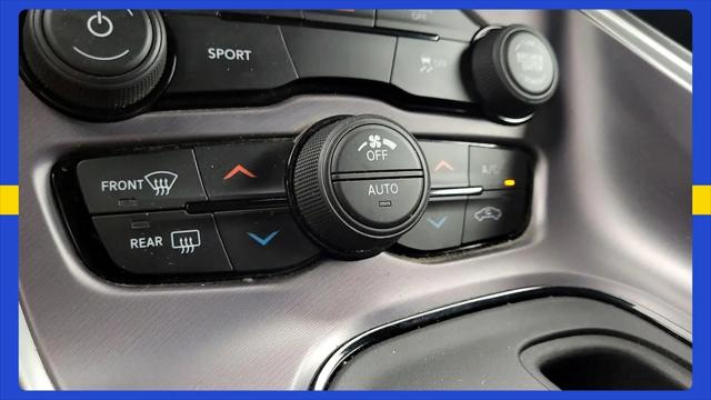 2019 Dodge Challenger SXT