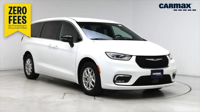 2025 Chrysler Pacifica Select for sale in Lynnwood, WA
