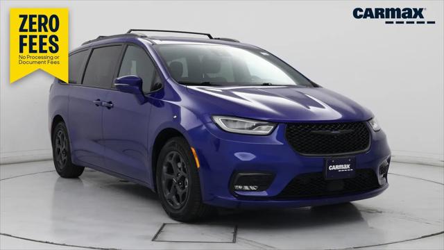 2021 Chrysler Pacifica Hybrid Limited for sale in Bakersfield, CA