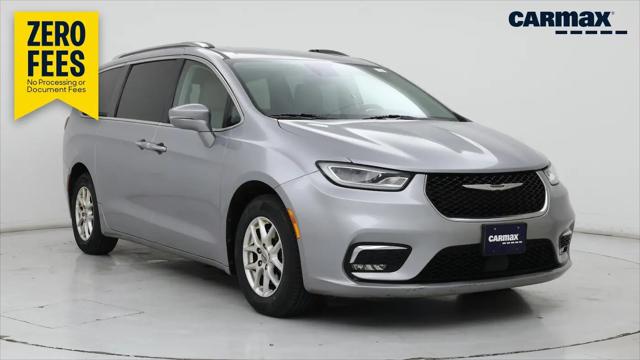 2021 Chrysler Pacifica Touring L for sale in Wichita, KS
