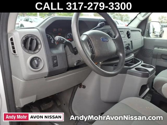 2009 Ford E-350 Super Duty XLT