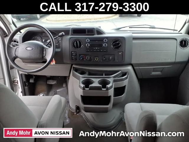 2009 Ford E-350 Super Duty XLT