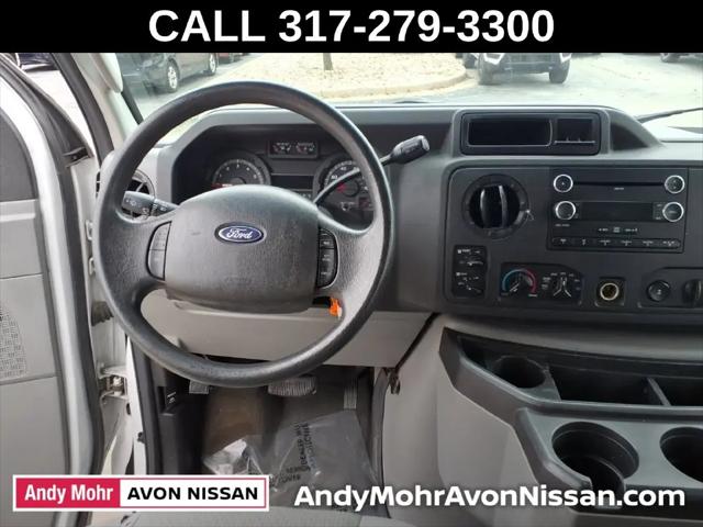 2009 Ford E-350 Super Duty XLT