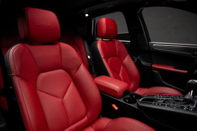 2021 Porsche Macan GTS