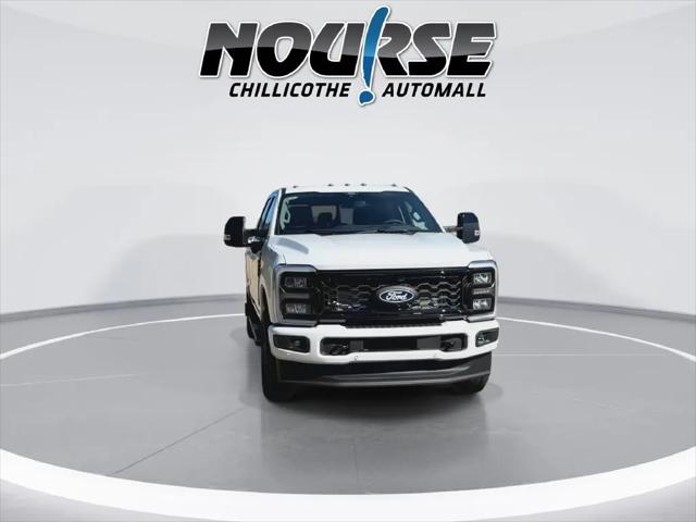 2027 Ford F-350 LARIAT