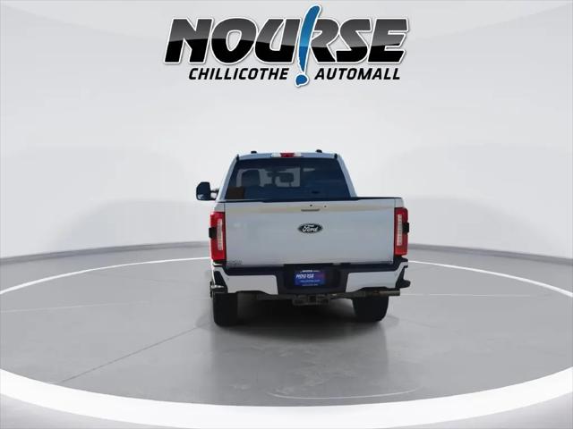 2027 Ford F-350 LARIAT