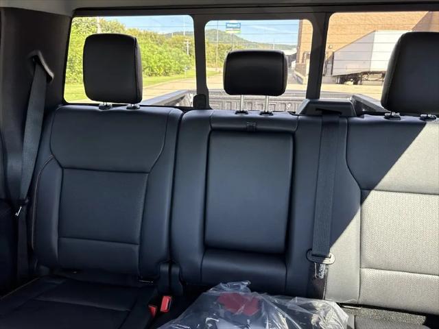 2027 Ford F-350 LARIAT